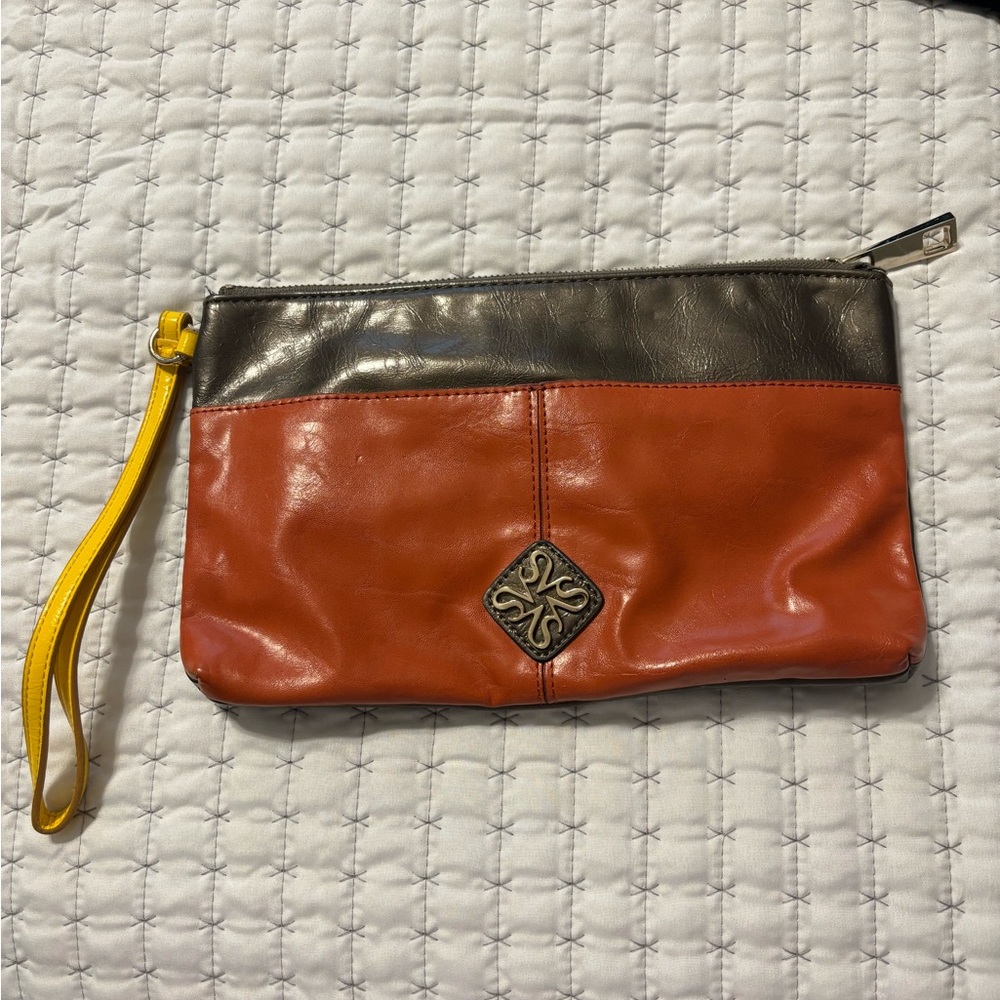 Vintage Vera wang wristlet